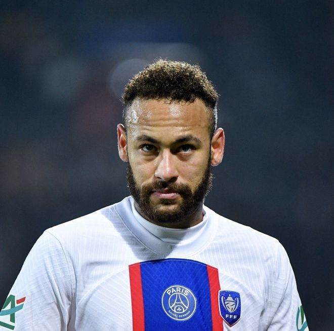 内马尔连续二十场比赛得分超过出色防守，中国队挑战极限！的简单介绍